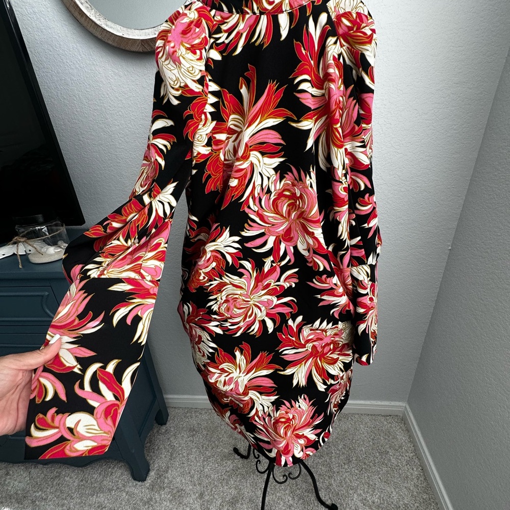 Who What Wear Pink and Gold Floral Dress